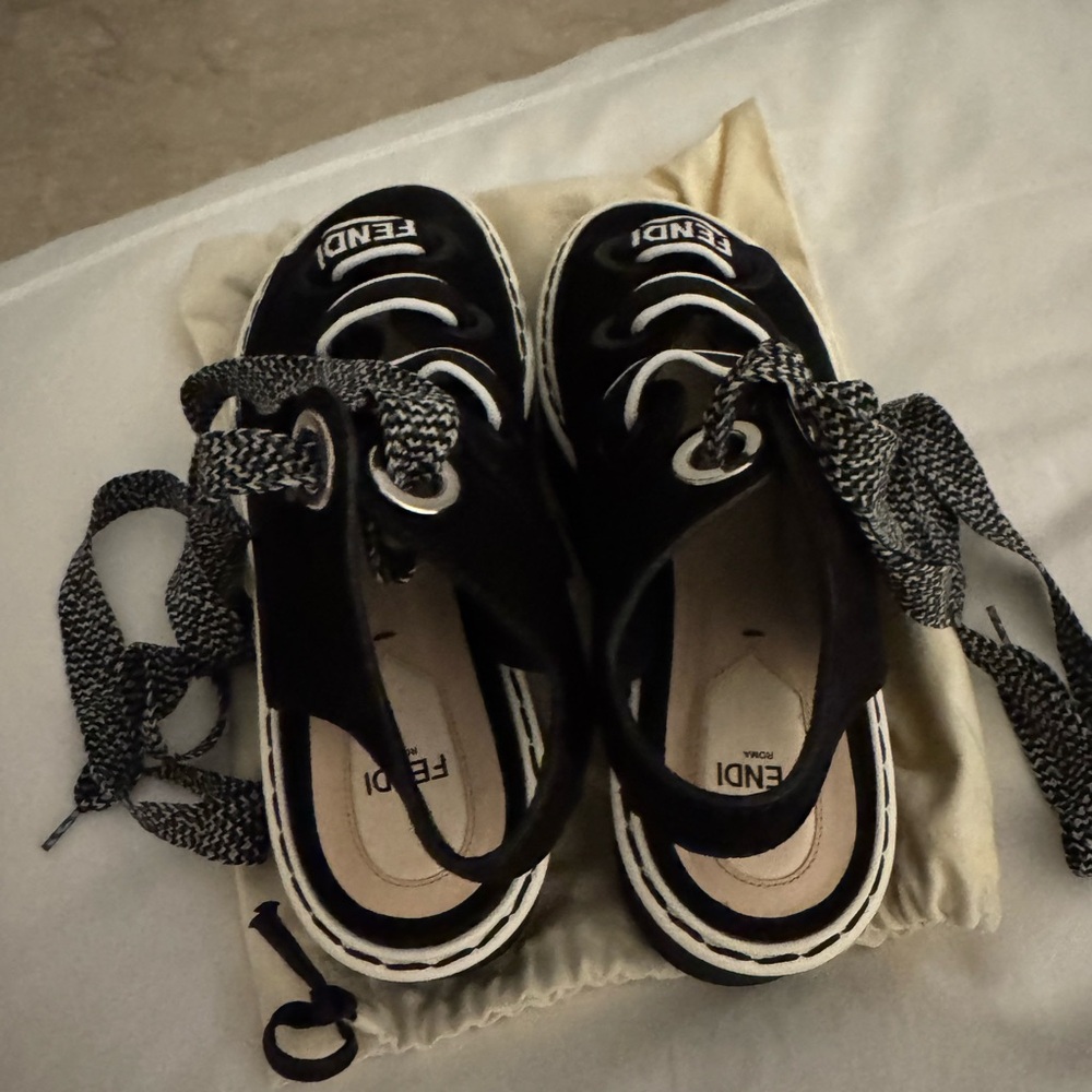 Fendi Black and White Lace-Up Sneakers - Picture 3 of 3